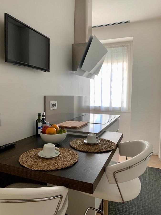 Apartamento Fifty Eight Milan Duomo Exterior foto